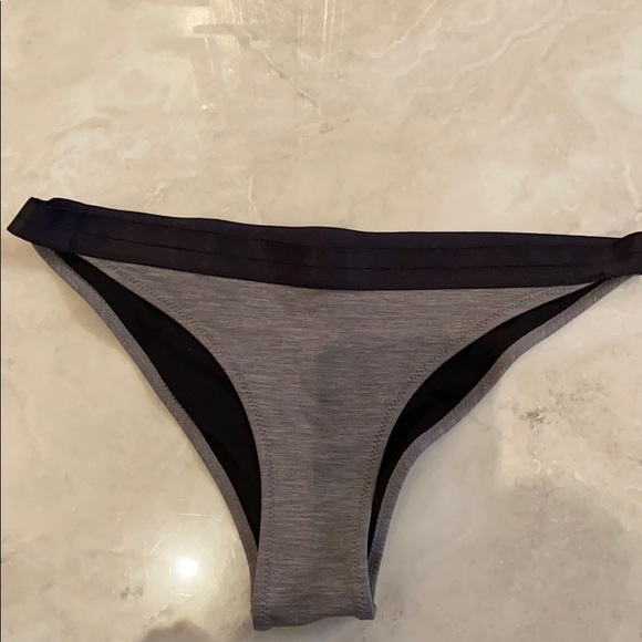 H&M Black & Gray Bikini 🖤 Size Small/ Medium - Picture 6 of 9